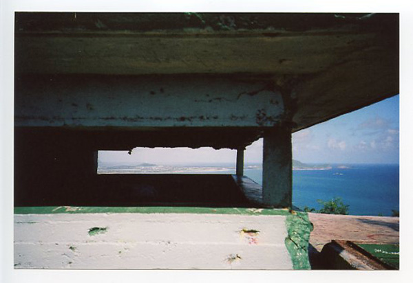 Lanikai Pillbox hike, Lomo LC-A+. © 2011 Bobby Asato