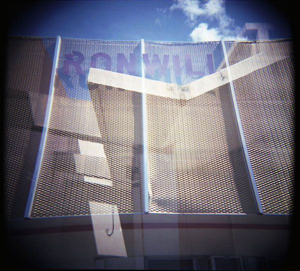 Kalihi.  WOCA GF 120. © 2011 Bobby Asato