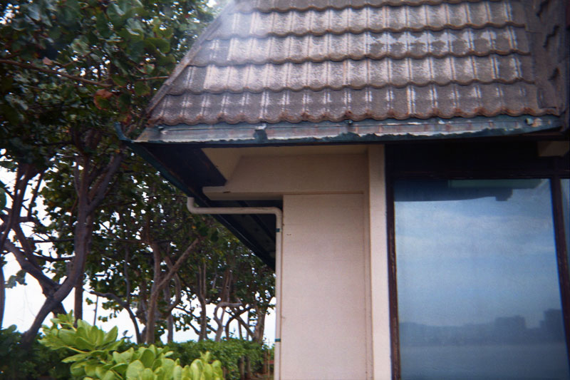 John Dominis Restaurant. Kodak Brownie Bullseye. © 2011 Bobby Asato