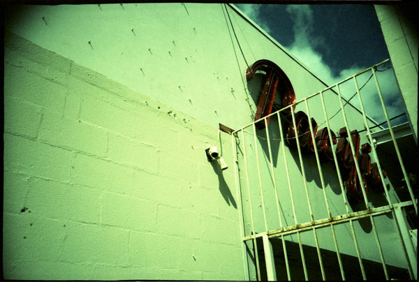 Honolulu, Hawaii. Lomo LC-A+. © 2011 Bobby Asato