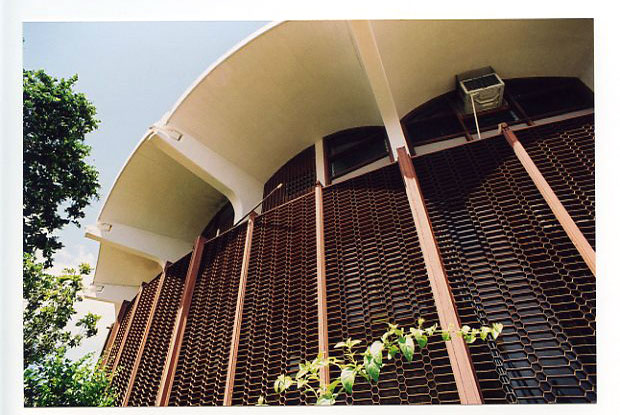 Waipahu, Hawaii. Canon A-1. © 2011 Bobby Asato