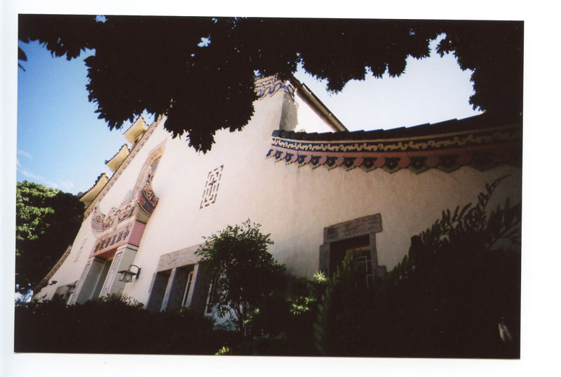 Chinese Church of Christ, Honolulu, Hawaii. Canon A-1. © 2011 Bobby Asato