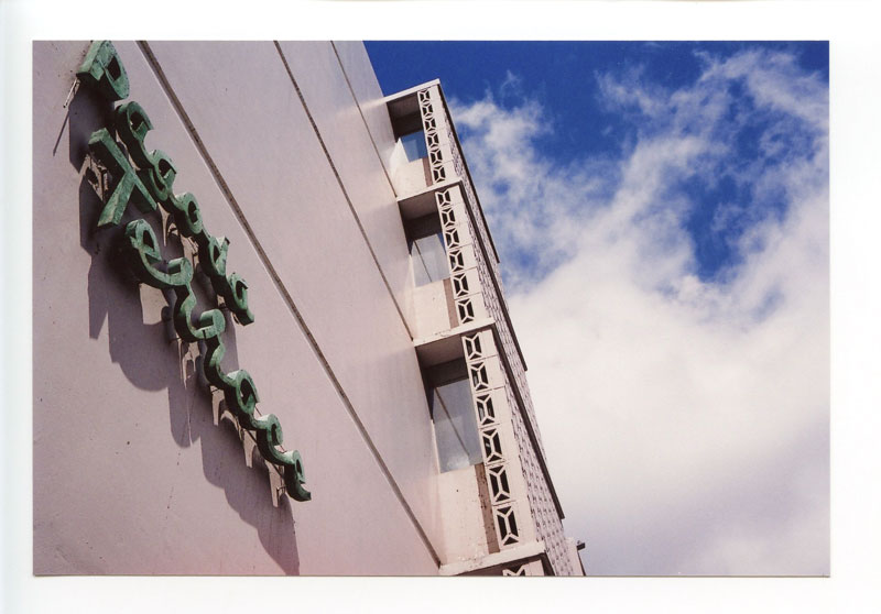 King St., Hawaii. Minox 35EL. © 2011 Bobby Asato