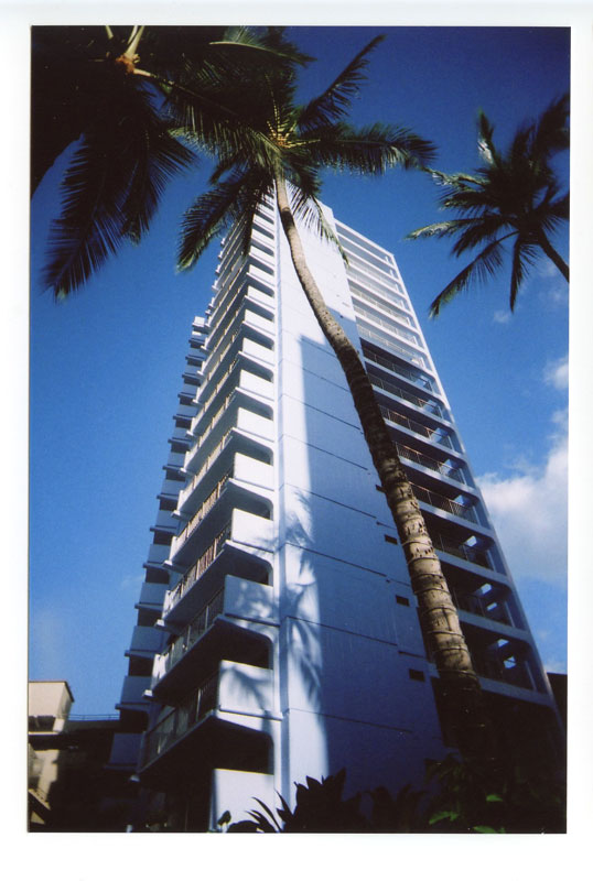 Pomaikai Apartments. Waikiki, Hawaii. Superheadz Black Slim Devil. © 2011 Bobby Asato