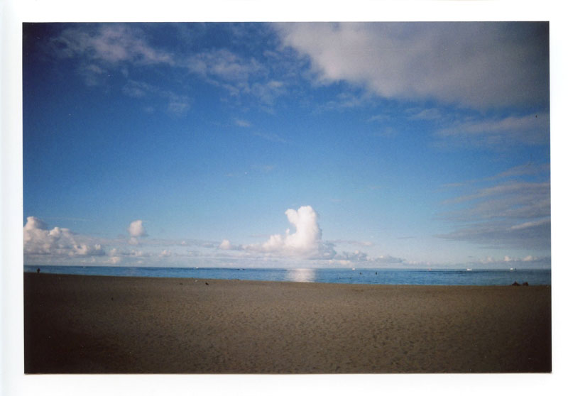 Waikiki, Hawaii. Superheadz Black Slim Devil. © 2011 Bobby Asato