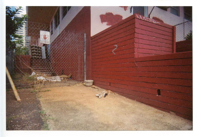 Bowl-a-drome, Honolulu, Hawaii. Superheadz Black Slim Devil. © 2011 Bobby Asato