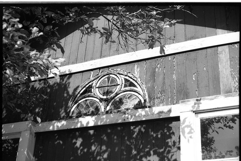 Kealiiokamalu Church, Haleiwa, Hawaii. Canon A-1. © 2011 Bobby Asato.