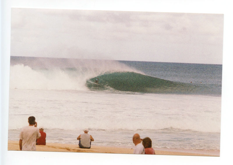Pipeline, North Shore, Hawaii. Canon F-1 original. © 2011 Bobby Asato