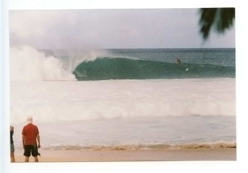 Pipeline, North Shore, Hawaii. Canon F-1 original. © 2011 Bobby Asato