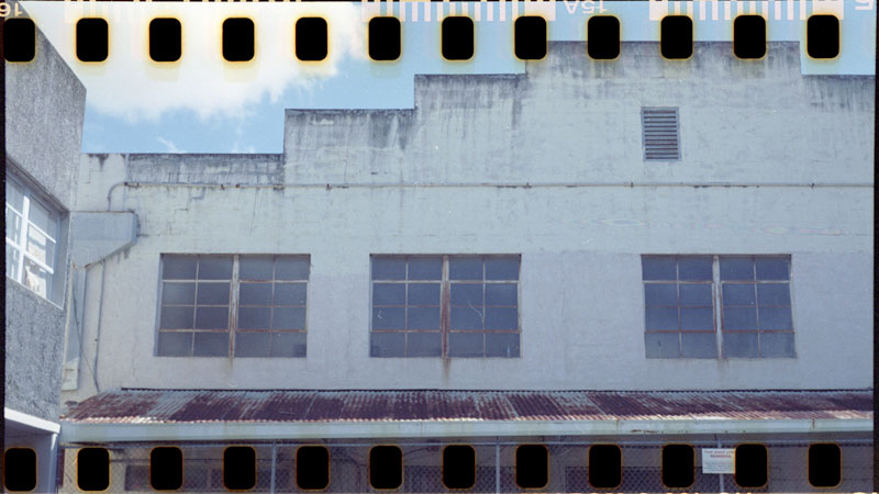 Baretania St., Honolulu, Hawaii. Lomo Lubitel 166+ © 2012 Bobby Asato