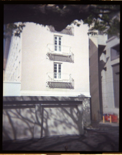 Hawaii Art Museum, Hawaii. Holga 120 CFN © 2012 Bobby Asato