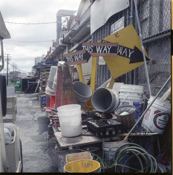Waimalu, Honolulu, Hawaii. Yashica Mat-124 TLR © 2012 Bobby Asato