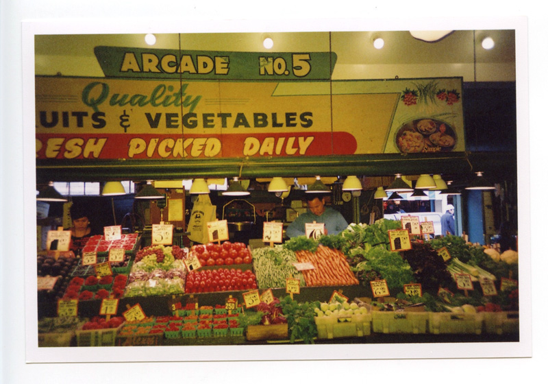 Pike's Place, Seattle. Lomo Lubitel 166++ © 2012 Bobby Asato