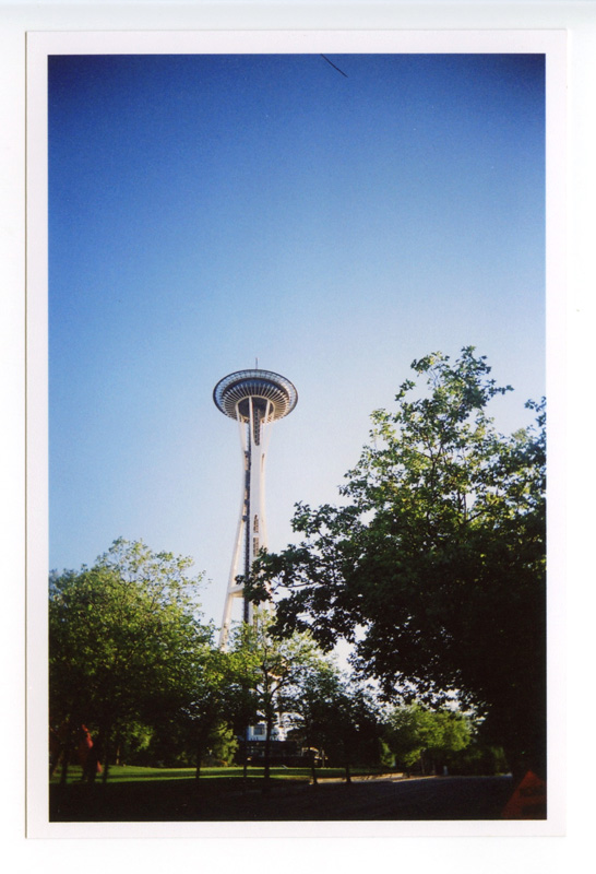 Space Needle, Seattle. Superheadz Black Slim Devil © 2012 Bobby Asato