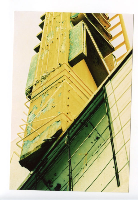 Queen Theater, Waialae Ave., Hawaii.  Lomo LC-A+ © 2013 Bobby Asato