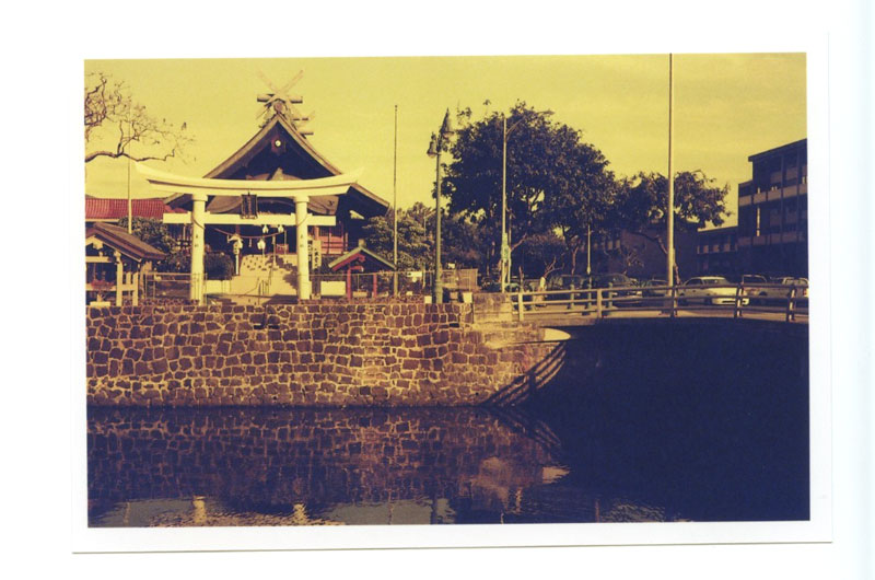 Izumo Taishakyo Mission, Hawaii.  Voigtlander Bessa R3A © 2013 Bobby Asato