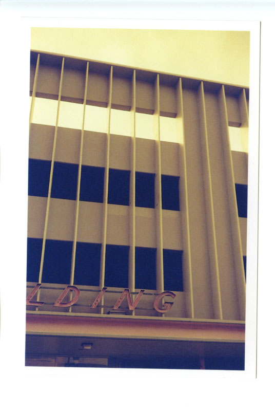 Downtown, Hawaii.  Voigtlander Bessa R3A © 2013 Bobby Asato