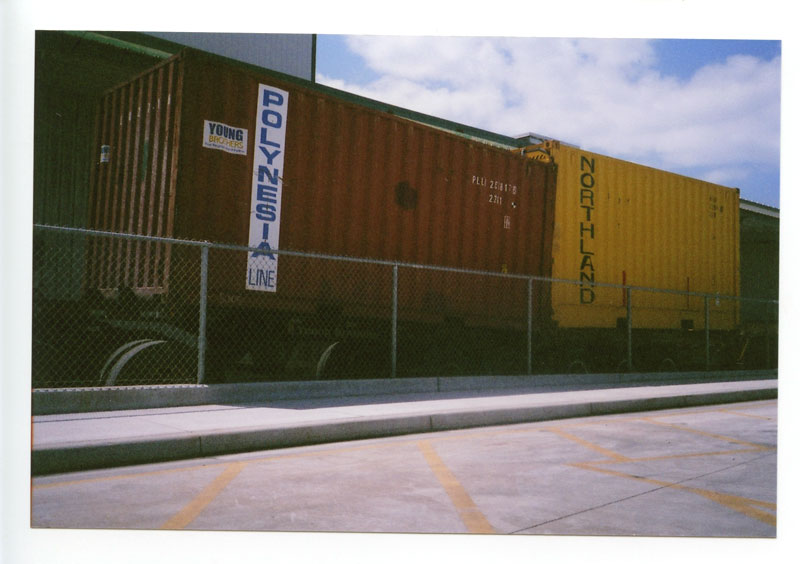 Lowe's, Honolulu, Hawaii.  Olympus XA2 © 2013 Bobby Asato