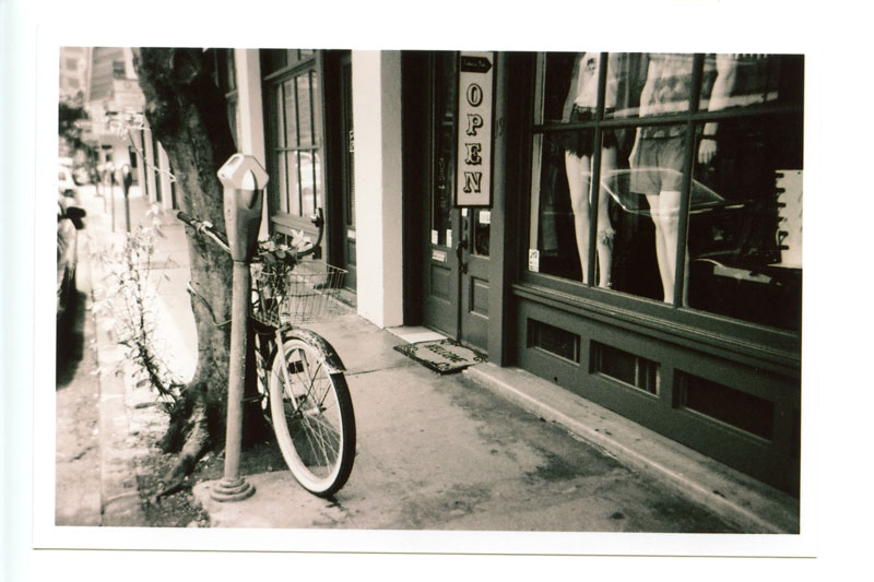 Roberta Oaks, Downtown, Hawaii.  Ilford XP2 Disposable Camera © 2013 Bobby Asato