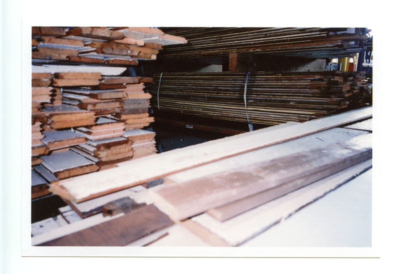 Re-use Hawaii, Hawaii. Ricoh GR1 © 2013 Bobby Asato