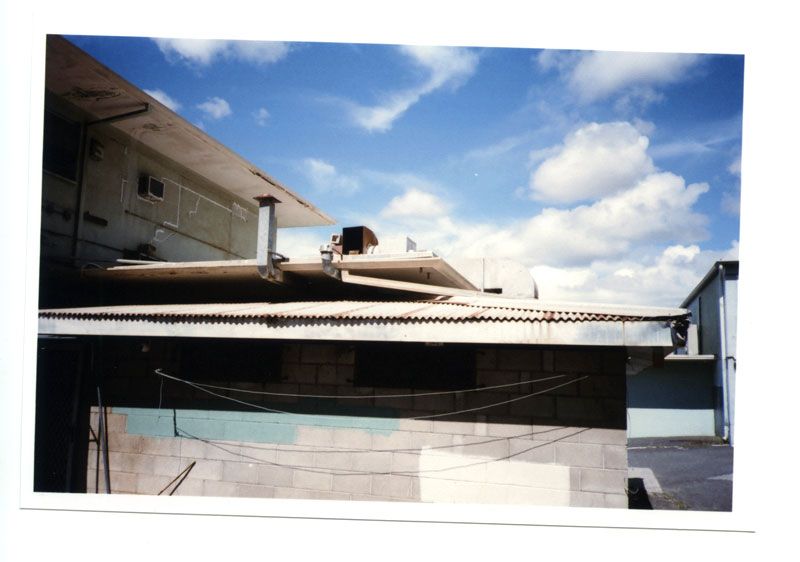 Waipahu, Hawaii. Olympus XA © 2013 Bobby Asato